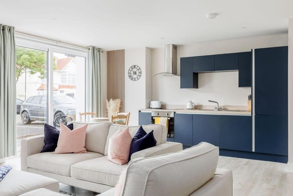 Modern 2 Bed, Cliff Top & Parking, F6 Bournemouth Exterior foto